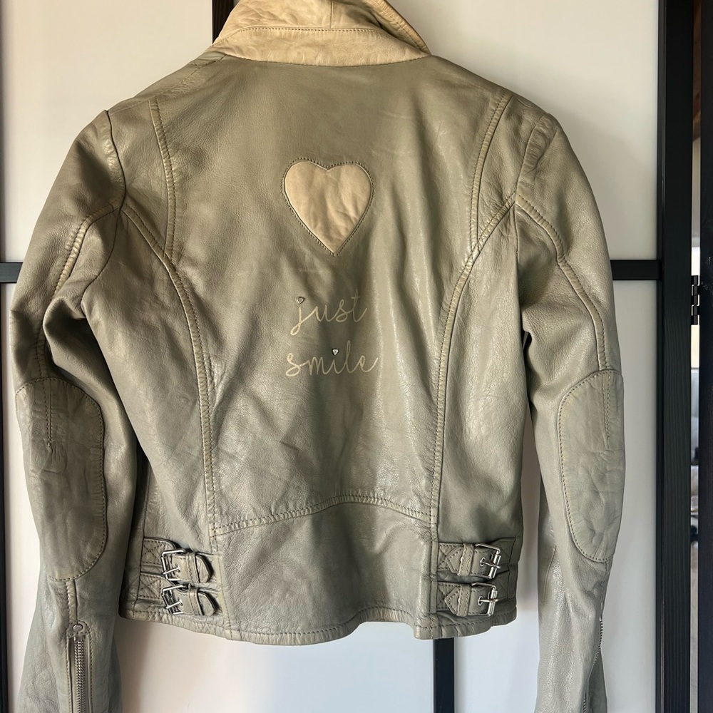 Mauritius Women's Leather Jacket - Beige with Just smile & studded hearts - Picture 7 of 13